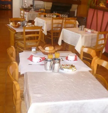 白杨酒店 酒店